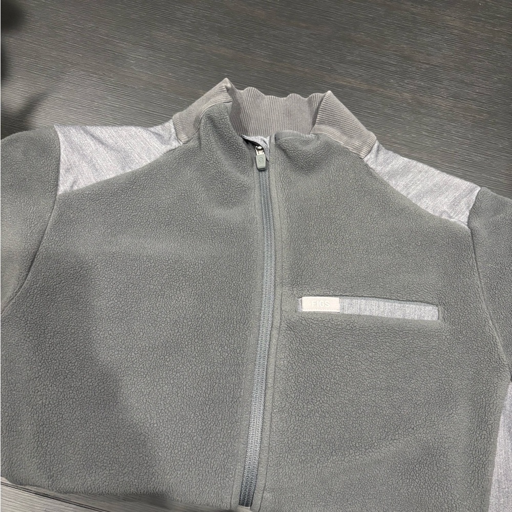 Figs Scrub Jacket Size Small